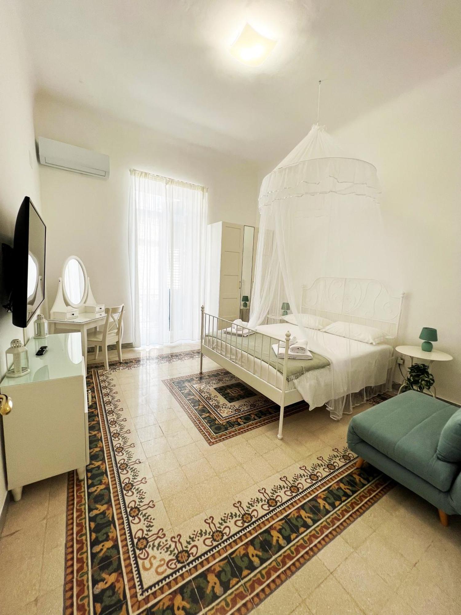 Bari Centro Harmony House Hotel Eksteriør billede